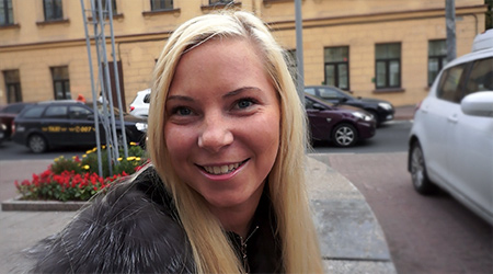Agent fucks blonde and cums on ass